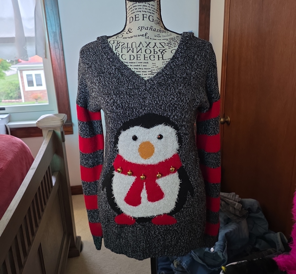 Women's Gray V-Neck Penguin Sweater with Red Accents